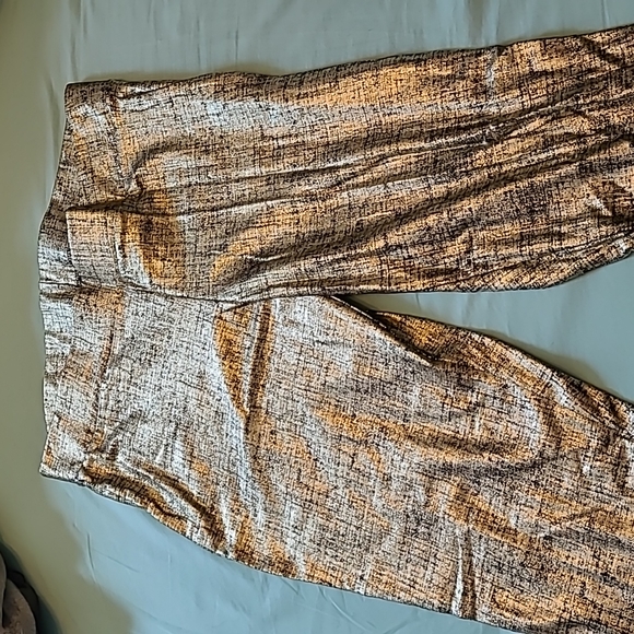 Torrid Gold Leggings - Picture 2 of 4